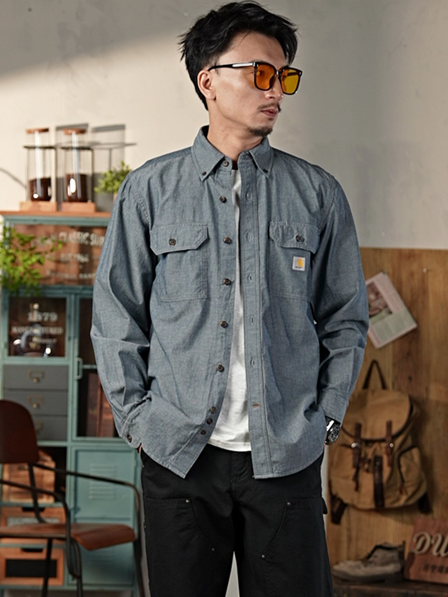 Carhartt 104368 Loose-Peaked Buttoned Collar Work Shirt with Multiple Pockets