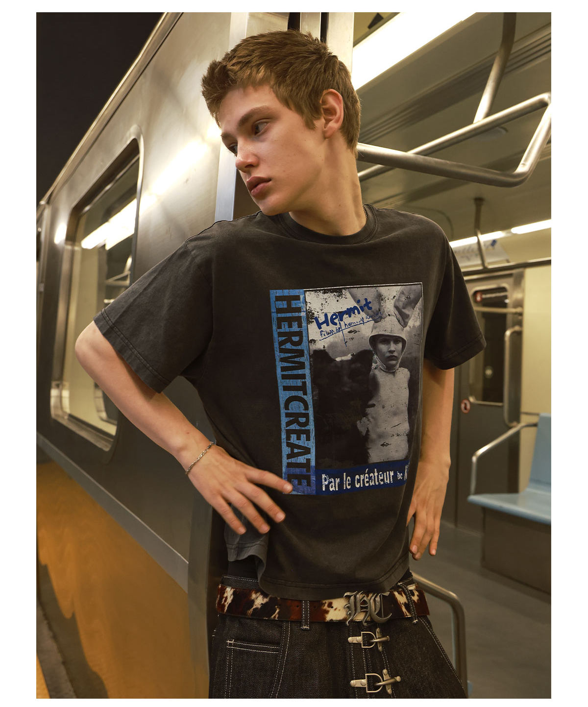 HermitCreate Effect 'Strange Kids' Print Short-Sleeve Boxy Fit Vintage T-shirt