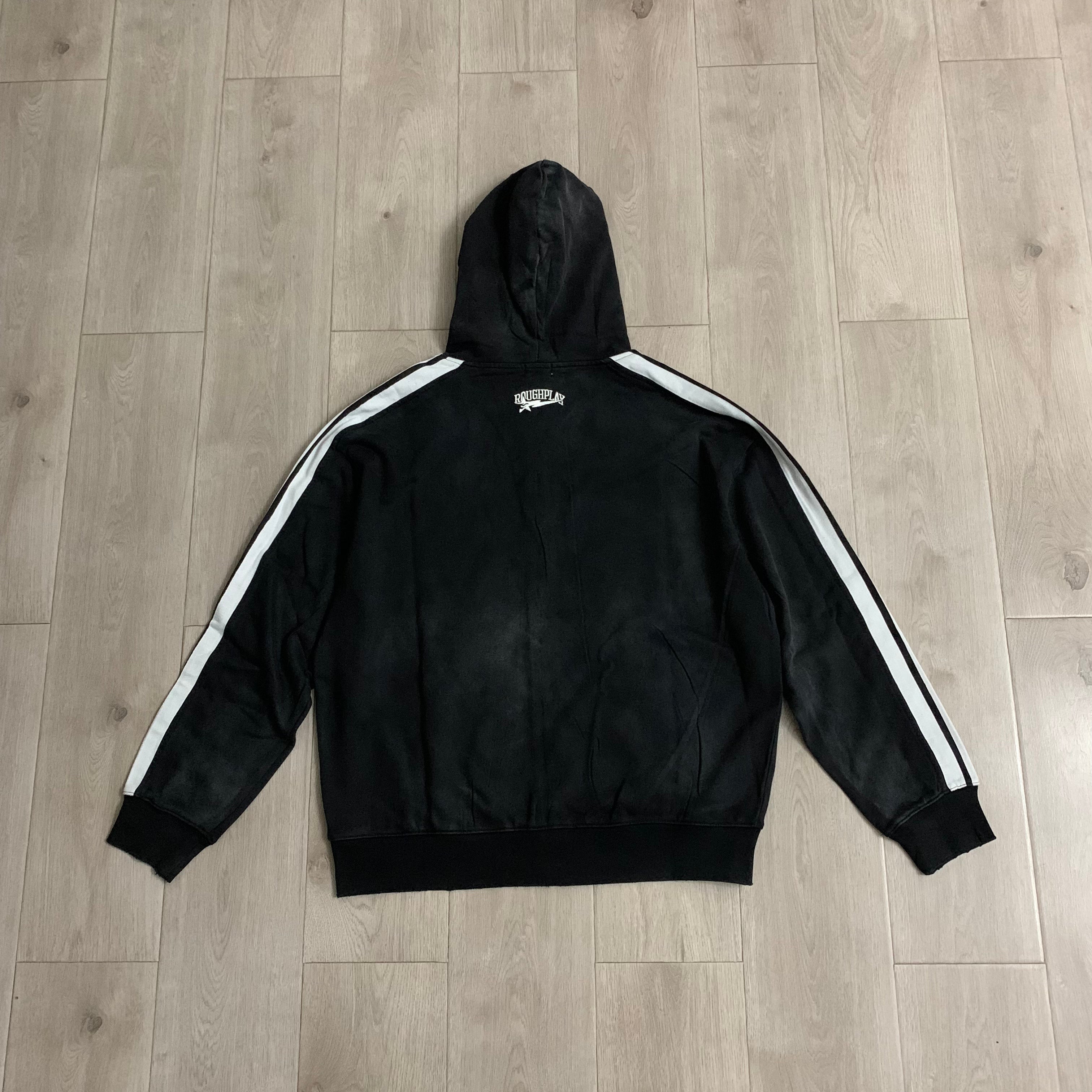 Rough Play Graphic Hoodie Black